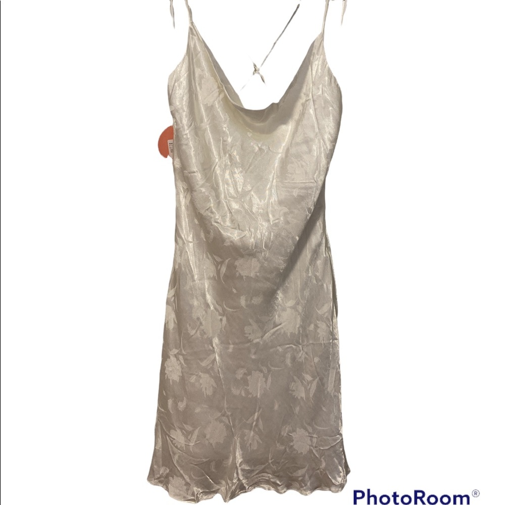 Beautiful Satin Dress floral white - size Small